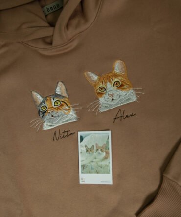 Hoodie personalizado a color 2 mascotas